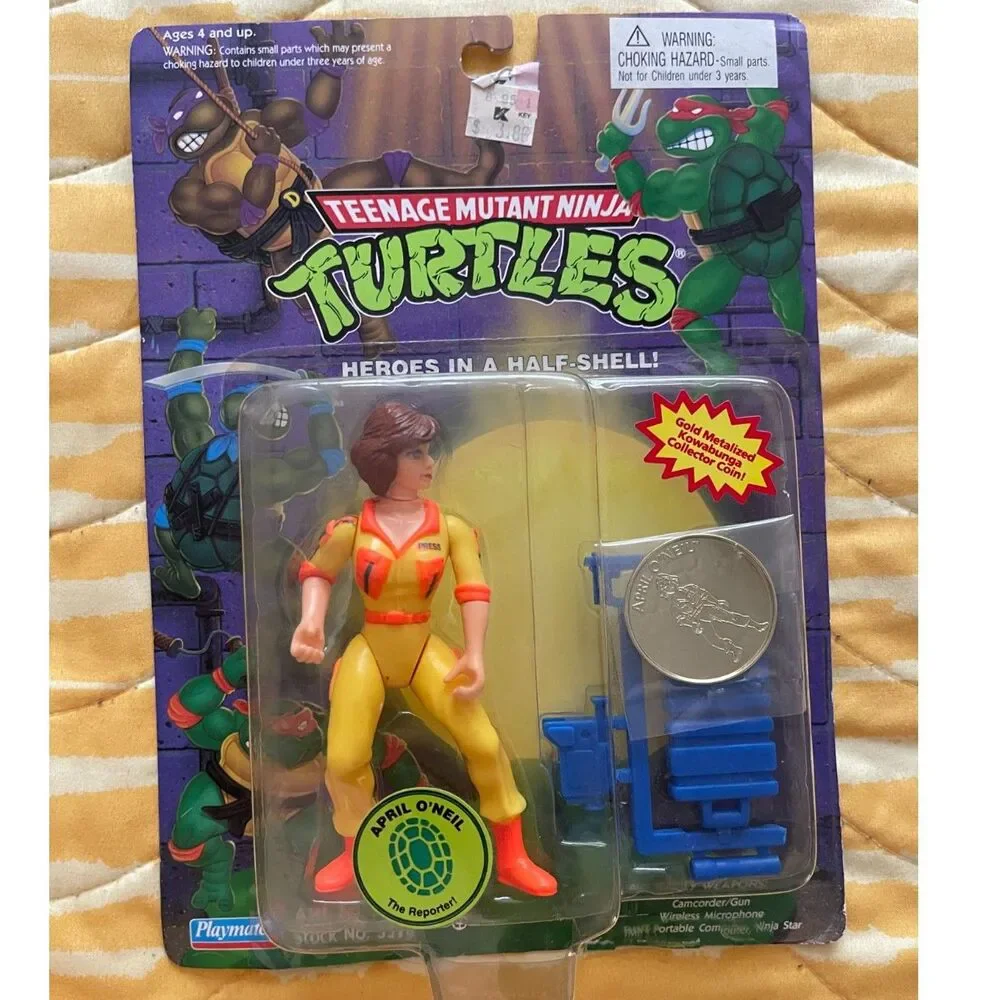 Rare Vintage 1993 TMNT Ninja Turtles April O'Neil Playmates Gold Coin NIB Toys